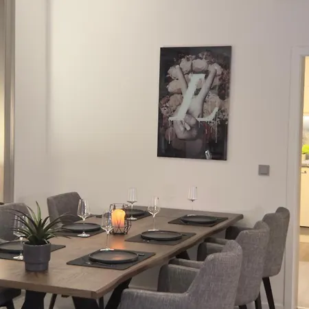 Aryve Design-boutique Am Markt Von Im Thueringer Wald - Design-interieur, Netflix, Wlan * Вальтерсхаузен