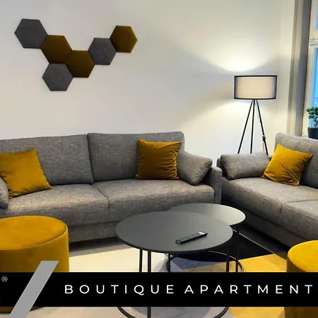 Aryve Design-boutique Am Markt Von Im Thueringer Wald - Design-interieur, Netflix, Wlan Waltershausen