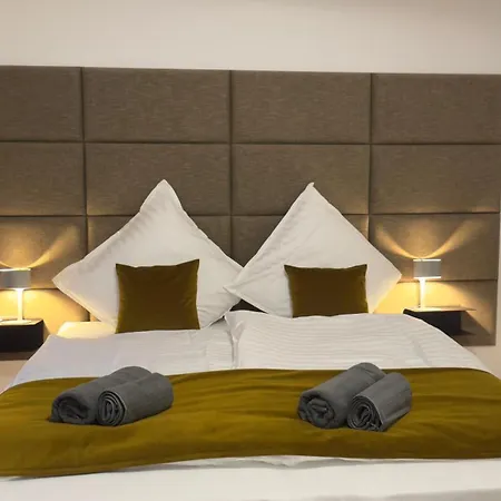 Aryve Design-boutique Am Markt Von Im Thueringer Wald - Design-interieur, Netflix, Wlan *
