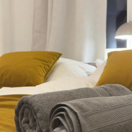 Aryve Design-boutique Am Markt Von Im Thueringer Wald - Design-interieur, Netflix, Wlan