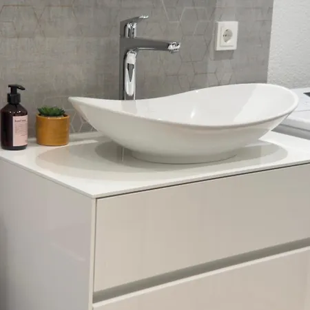 Apartment Aryve Design-boutique Am Markt Von Im Thueringer Wald - Design-interieur, Netflix, Wlan Waltershausen