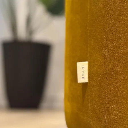 Aryve Design-boutique Am Markt Von Im Thueringer Wald - Design-interieur, Netflix, Wlan Apartment