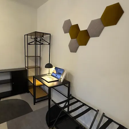 Aryve Design-boutique Am Markt Von Im Thueringer Wald - Design-interieur, Netflix, Wlan