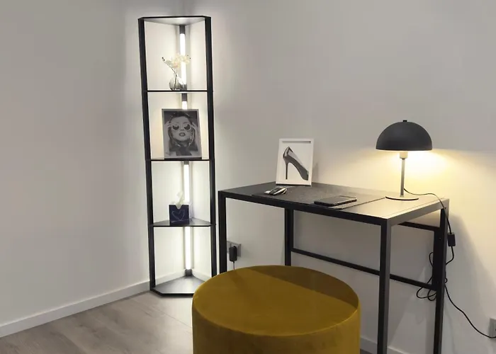 Appartement Aryve Design-boutique Am Markt Von Im Thueringer Wald - Design-interieur, Netflix, Wlan Waltershausen