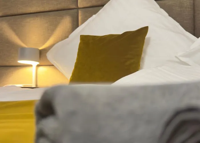 Aryve Design-boutique Am Markt Von Im Thueringer Wald - Design-interieur, Netflix, Wlan *