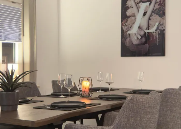 Aryve Design-boutique Am Markt Von Im Thueringer Wald - Design-interieur, Netflix, Wlan Lejlighed