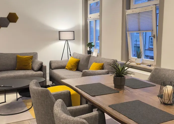 Aryve Design-boutique Am Markt Von Im Thueringer Wald - Design-interieur, Netflix, Wlan Appartement