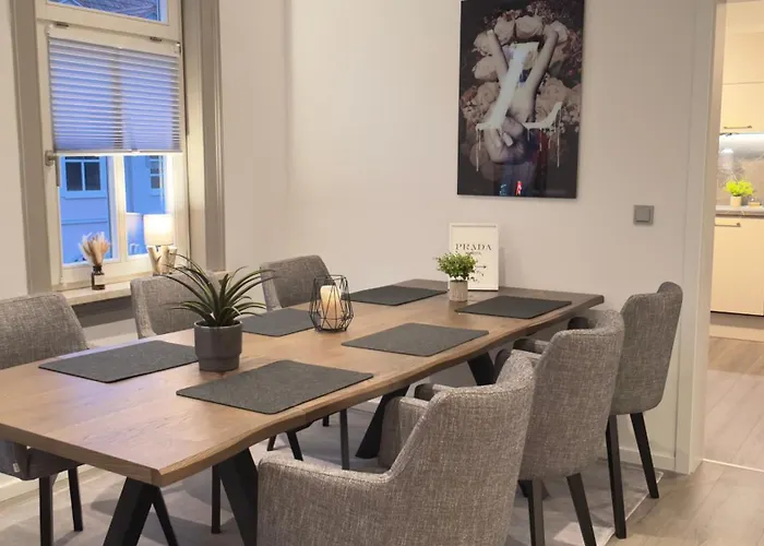 Aryve Design-boutique Am Markt Von Im Thueringer Wald - Design-interieur, Netflix, Wlan Lejlighed Waltershausen