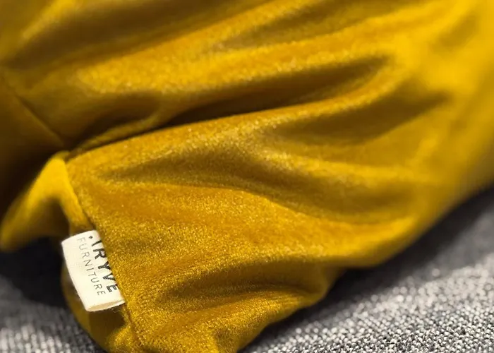 Aryve Design-boutique Am Markt Von Im Thueringer Wald - Design-interieur, Netflix, Wlan Lejlighed